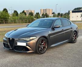 ALFA ROMEO Giulia Quadrifoglio V6 2021 510CV
