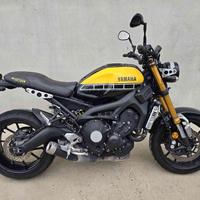 YAMAHA XSR 900 Export solo Esportazione