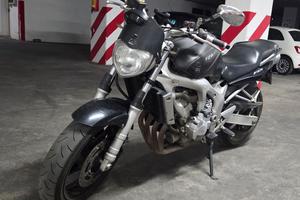 Yamaha FZ6  S1