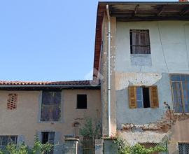 CASA SEMINDIPENDENTE A PETTINENGO