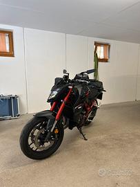 Honda cb750 Hornet Depo A2