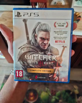 Gioco the witcher 3 ps5