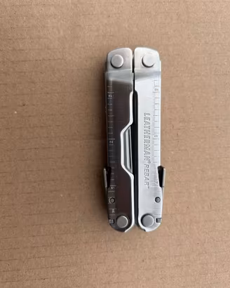 Pinza multiuso Leatherman Rebar