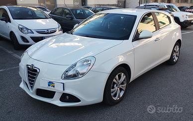 Alfa Romeo Giulietta 1.6 JTDm-2 105 CV NEOPATENTAT