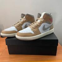 Air Jordan 1 Mid