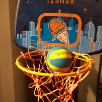 Canestro da basket regolabile