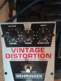 Behringer VD1 distorsione fuzz