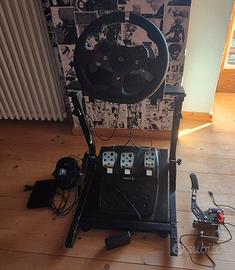 Simulatore di guida Logitech 