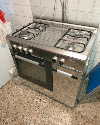 CUCINA 4 FUOCHI METANO + FORNO EL.