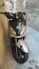 Yamaha X-Max 250 - 2011