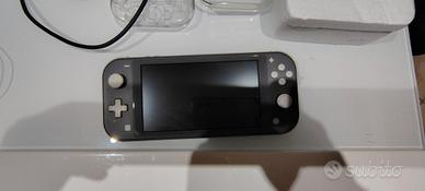 Nintendo Switch Lite Modificata con Chip (CFW)