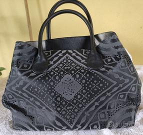 Borsa DESIGUAL, originale, firmata, colore nero