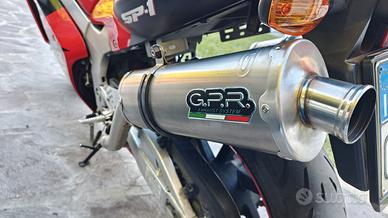 Scarico slip-on per VTR SP GPR omologato