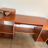 Scrivania stile moderno