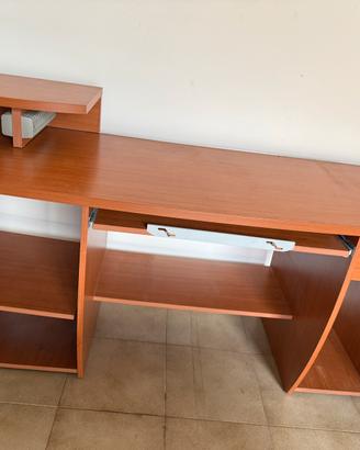 Scrivania stile moderno