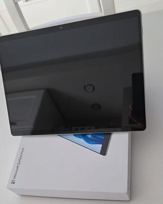 Surface Pro 8 i5 Ram 8Gb SSD 256Gb