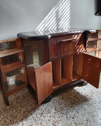 Mobile bar con giradischi 