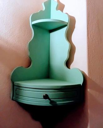 Angoliera verde acqua con cassetto