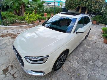 Audi A4 allroad ESCLUSIVA_Identity Contrast_Nero