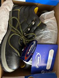 Scarpe antinfortunistiche