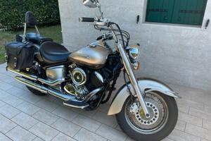 Yamaha XVS 1100A Drag Star