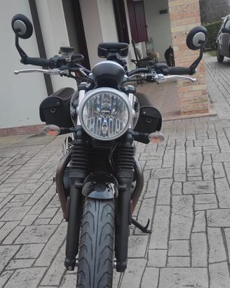 Triumph Street Twin - 2016