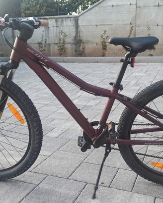 Scott contessa 24 bambina