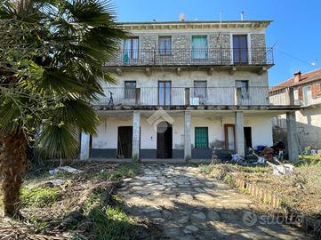 CASA SEMINDIPENDENTE A MONASTERO BORMIDA