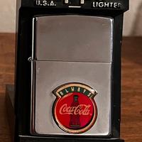 NOS Zippo Always Coca Cola Coke Accendino e stand