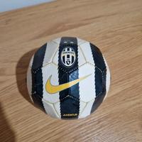 Palla piccola Nike Juventus FC prodotto ufficiale
