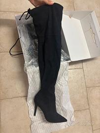 Stivali alti con tacco