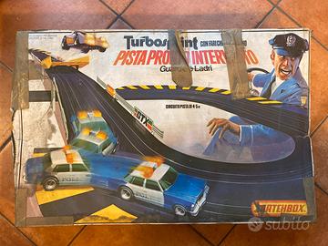 Matchbox Turbo Sprint – Pista "Guardie e Ladri"