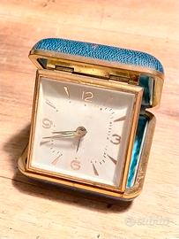 Sveglia vintage da viaggio 