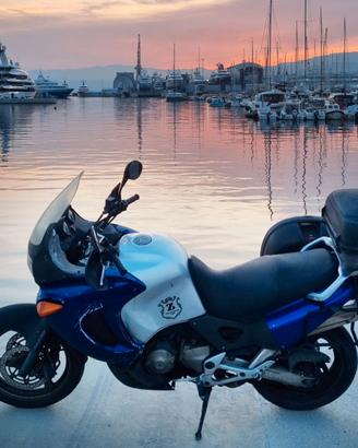 Moto Honda Varadero blu XL 1000 - del 2005