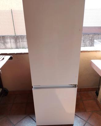 frigorifero combinato da incasso Electrolux