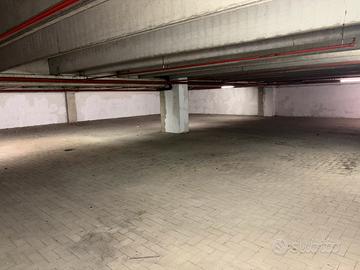 Garage 215 metri sassuolo