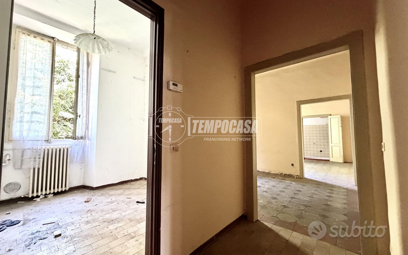 Apartment in Arona, Regione Siberia, Campagna - Vista 2