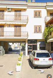 Cicciano: Locale commerciale/deposito