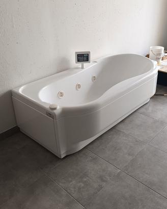 Vasca idromassaggio Teuco 