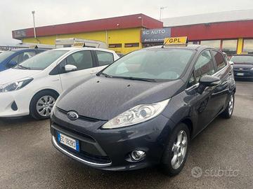 FORD Fiesta 1.4 5 porte Bz.- GPL Titanium