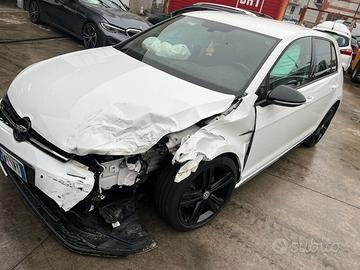 Vw Golf 2.0 Tdi SINISTRATA