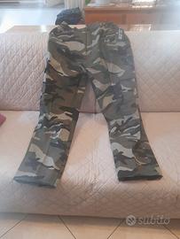 pantaloni molitare