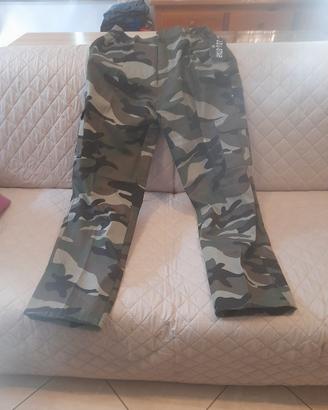pantaloni molitare