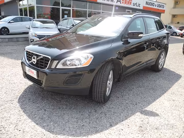 VOLVO XC60 D3 AWD Geartronic Summum autom.-UNICO