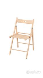 N. 4 sedie pieghevoli in legno