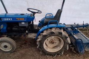 Trattore iseki con erpice