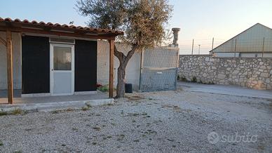 Piazzale per autovetture o deposito