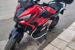 X adv 750  Adventure 