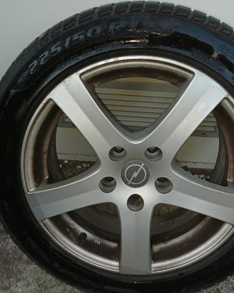 cerchi in lega con gomme invernali 225/50 pirelli