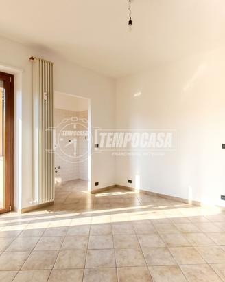 APPARTAMENTO TRILOCALE RISTRUTTURATO AL 5' PIANO -
